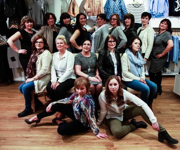 1970799_286799451474500_1026861059_n